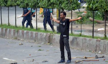 ২৫ জনের বিরুদ্ধে ট্রাইব্যুনালে শহীদ আবু সাঈদের পরিবারের অভিযোগ