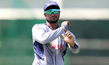 সাকিব আল হাসানের বিরুদ্ধে গ্রেপ্তারি পরোয়ানা