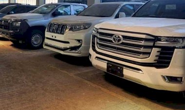 নিলামে সাবেক ২৪ এমপির গাড়ি