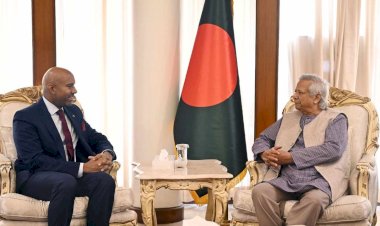 পাচার হওয়া অর্থ উদ্ধারে কানাডার সহায়তা চাইলেন প্রধান উপদেষ্টা