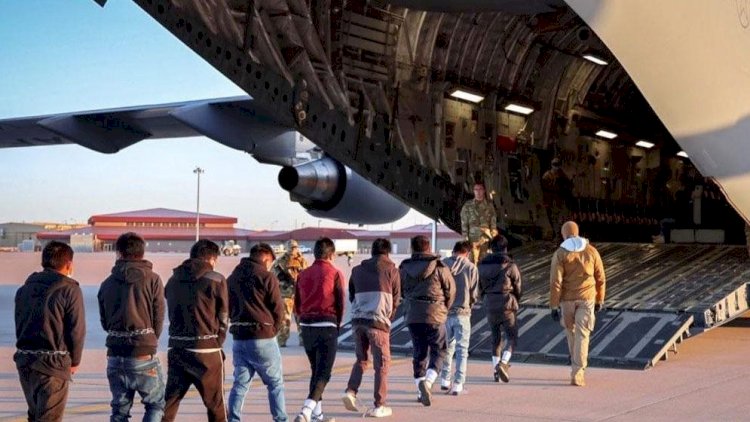 শিকলে বেঁধে ভারতীয়দের ফেরত পাঠালো যুক্তরাষ্ট্র