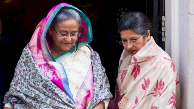‘পদত্যাগ করতে গণভবনে শেখ হাসিনার পা ধরেছিলেন রেহানা’