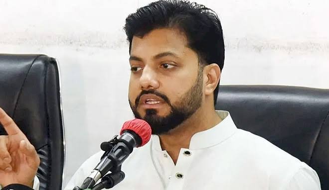 নিরপেক্ষতা হারিয়েছে উপদেষ্টা পরিষদ: ইশরাক